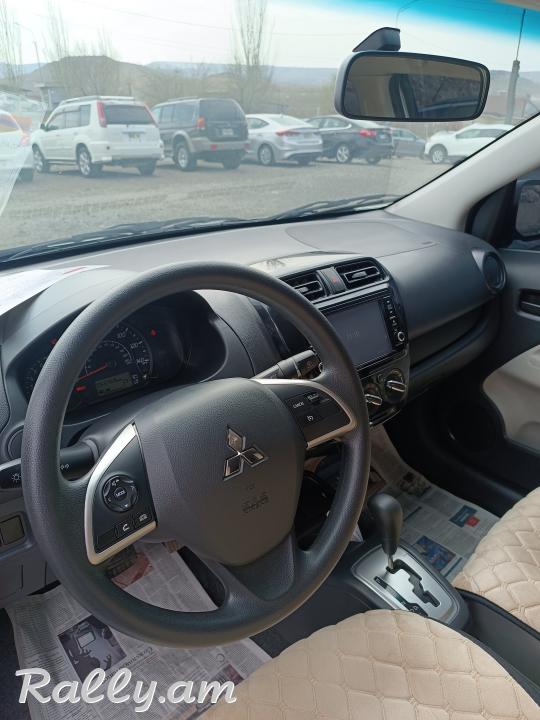 Mitsubishi mirage G4 