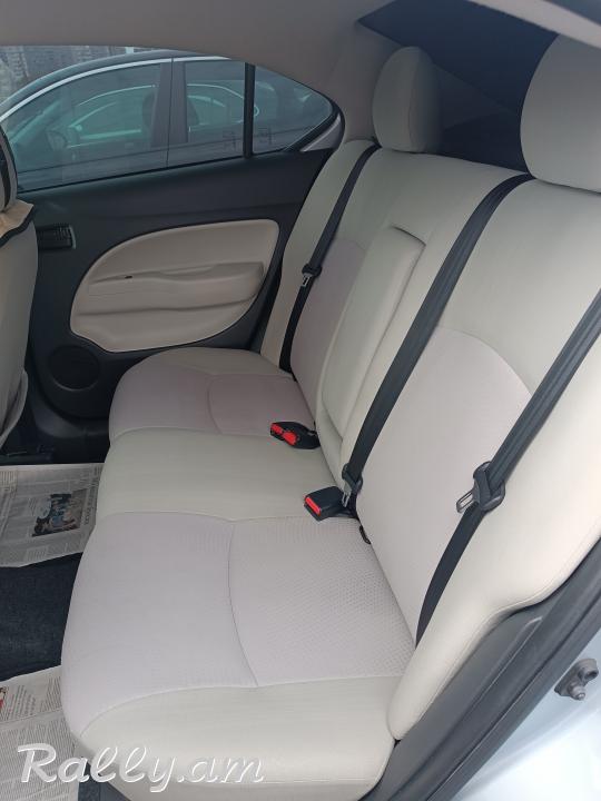 Mitsubishi mirage G4 