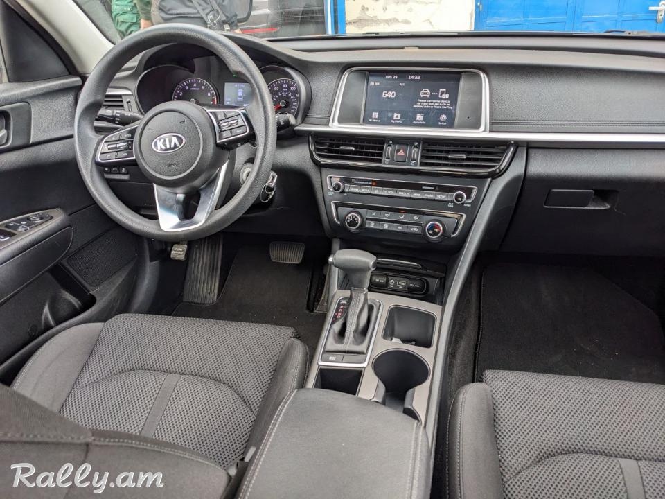 Kia Optima Lx / 2020 / Gray / 2.4 л Бензин