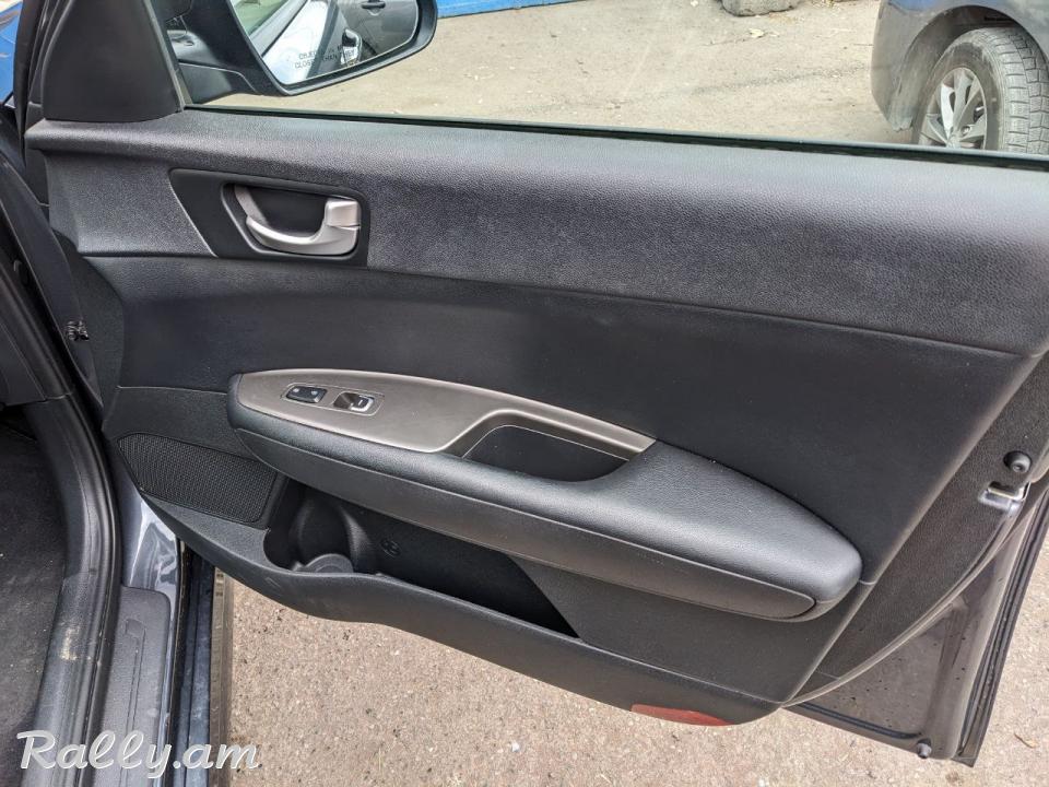 Kia Optima Lx / 2020 / Gray / 2.4 л Бензин