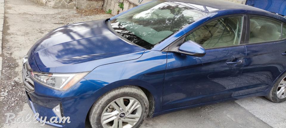 Hyundai Elantra 2019