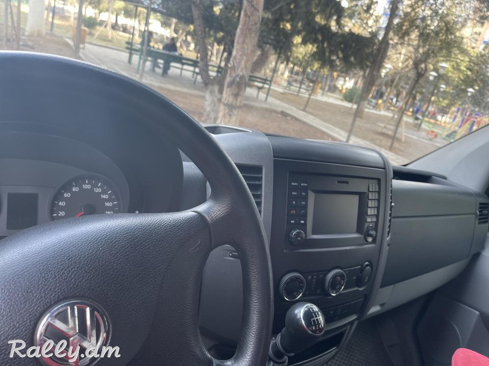 Продам Volkswagen Crafter