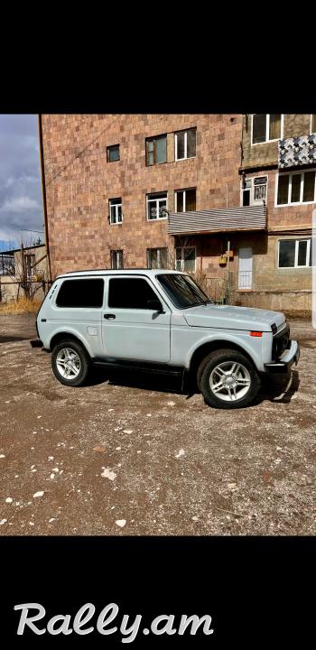 Lada Niva 21213 4x4