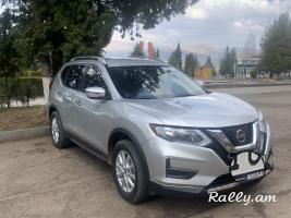 Nissan rouge 