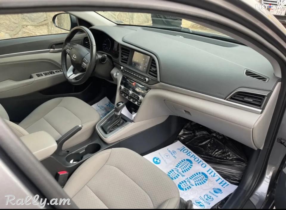 Hyundai Elantra, 2.0 л., 2018 г. Restyling 