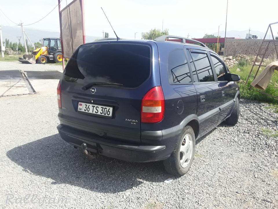 Opel Zafira