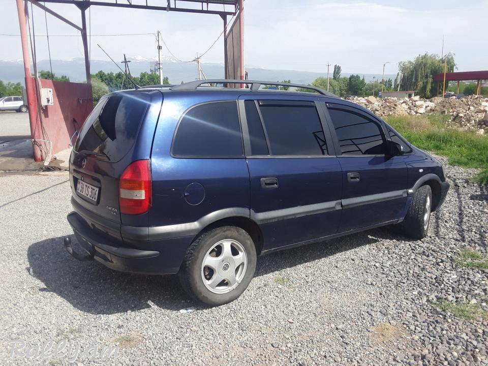 Opel Zafira