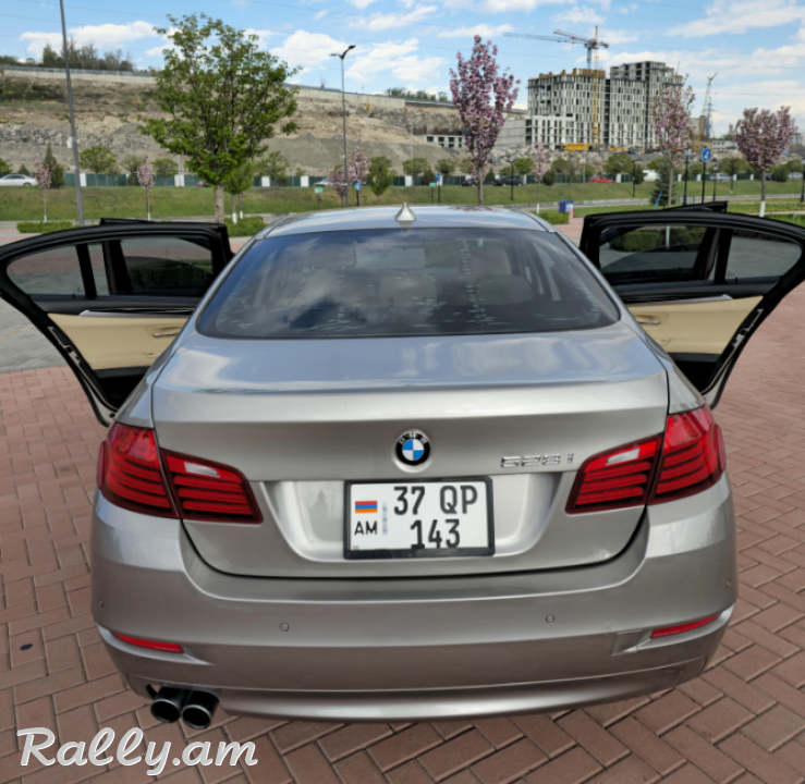 Վաճառվում է BMW 528i