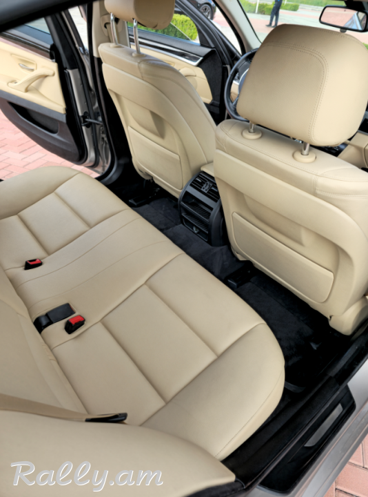 Վաճառվում է BMW 528i