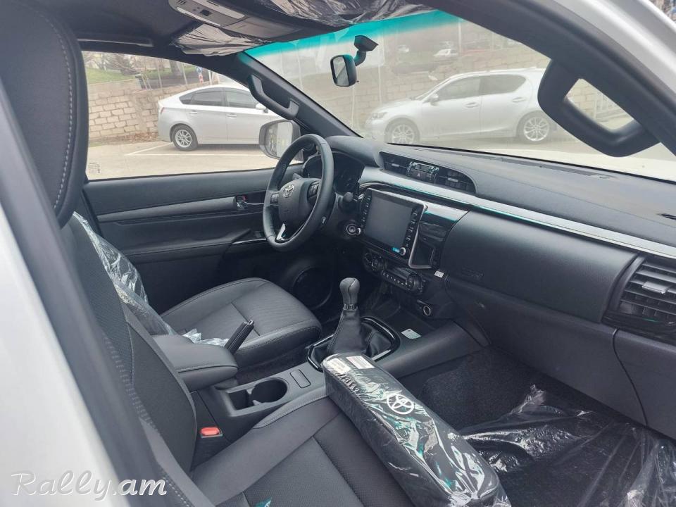 2022 Toyota Hilux