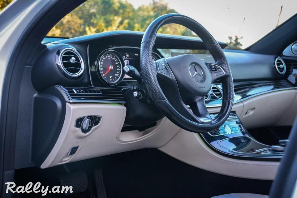 W213 AMG Mercedes E300 4wd- սպիտակ մարգարիտ։ Յուրահատուկ կոմպլեկտացիա