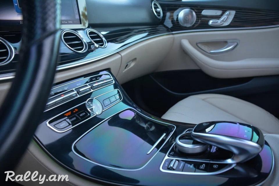 W213 AMG Mercedes E300 4wd- սպիտակ մարգարիտ։ Յուրահատուկ կոմպլեկտացիա