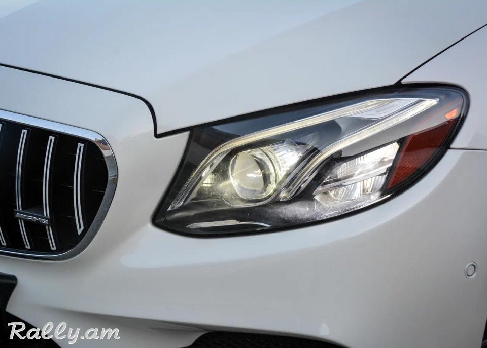 W213 AMG Mercedes E300 4wd- սպիտակ մարգարիտ։ Յուրահատուկ կոմպլեկտացիա