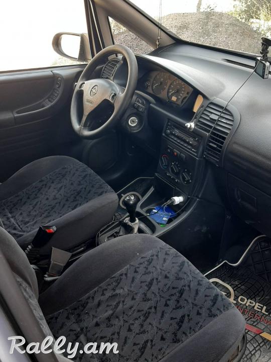Opel Zafira