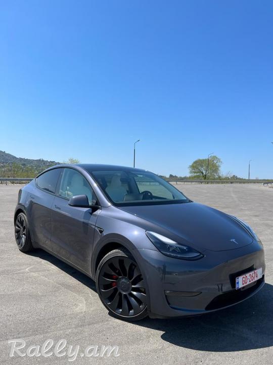 Tesla Model Y 2022