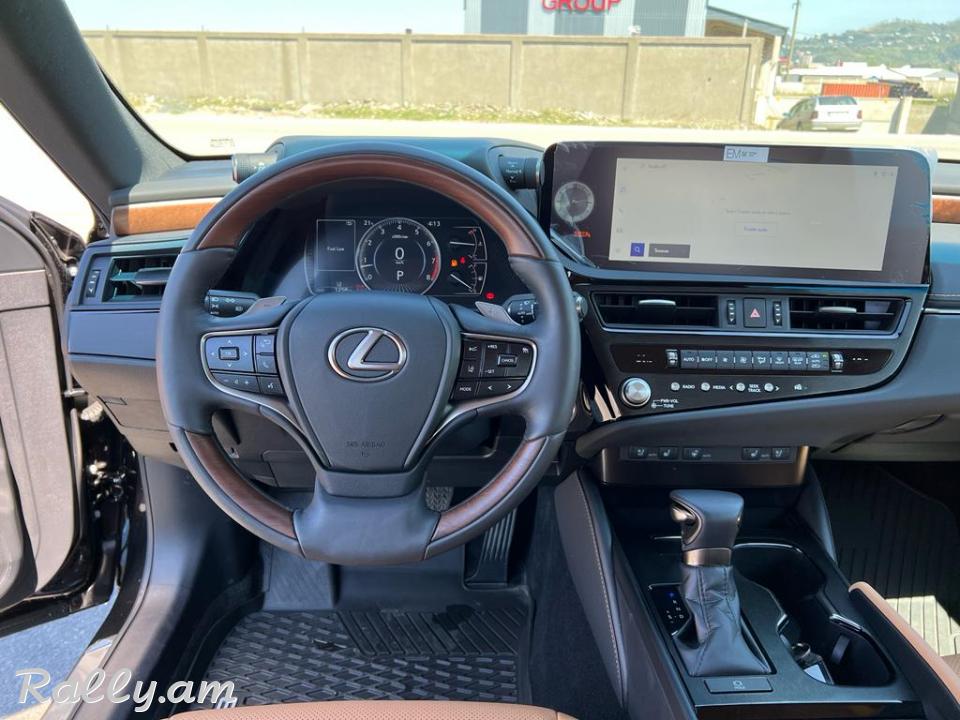 NEW LEXUS ES 350 2023 Leather