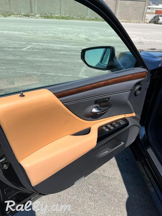 NEW LEXUS ES 350 2023 Leather