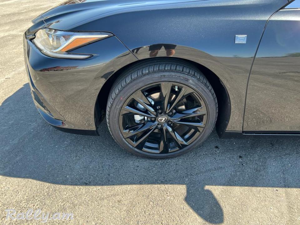 NEW LEXUS ES 350 2023 Leather