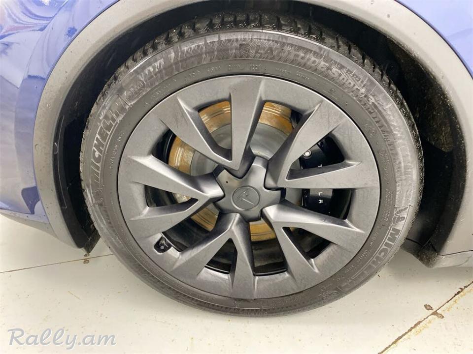TESLA X PLAID 2023