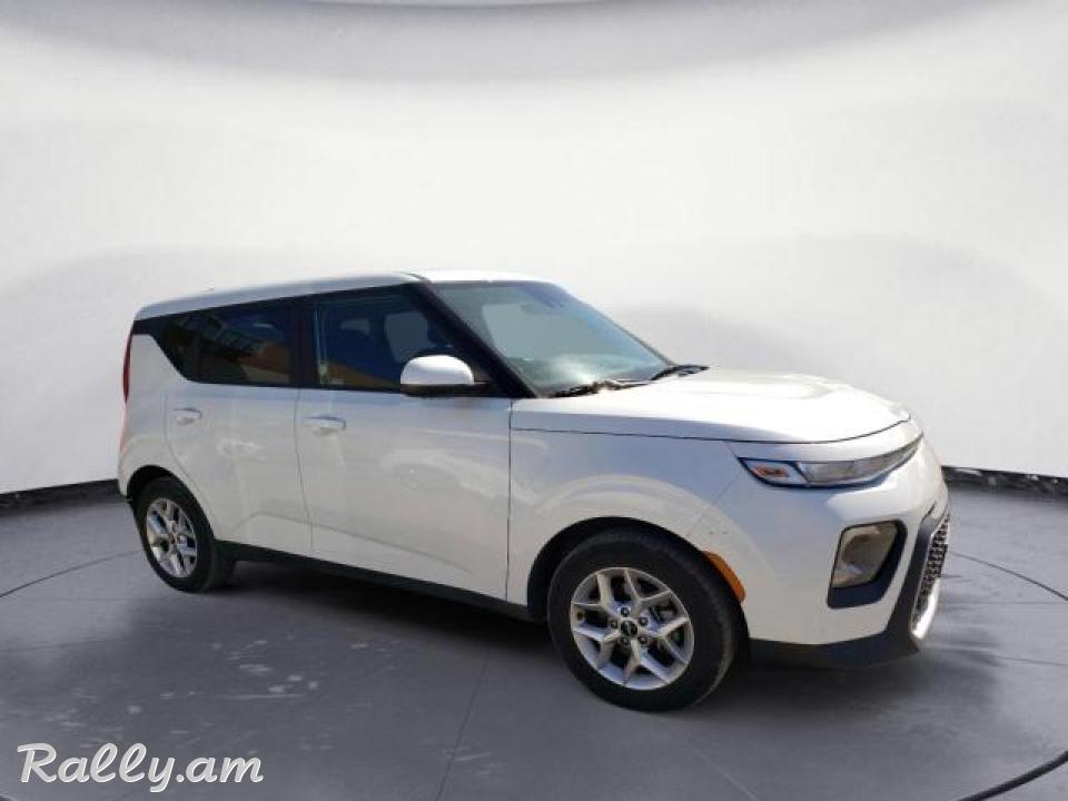 Kia Soul հետչբեք, 2.0 լ, 2022 թ.