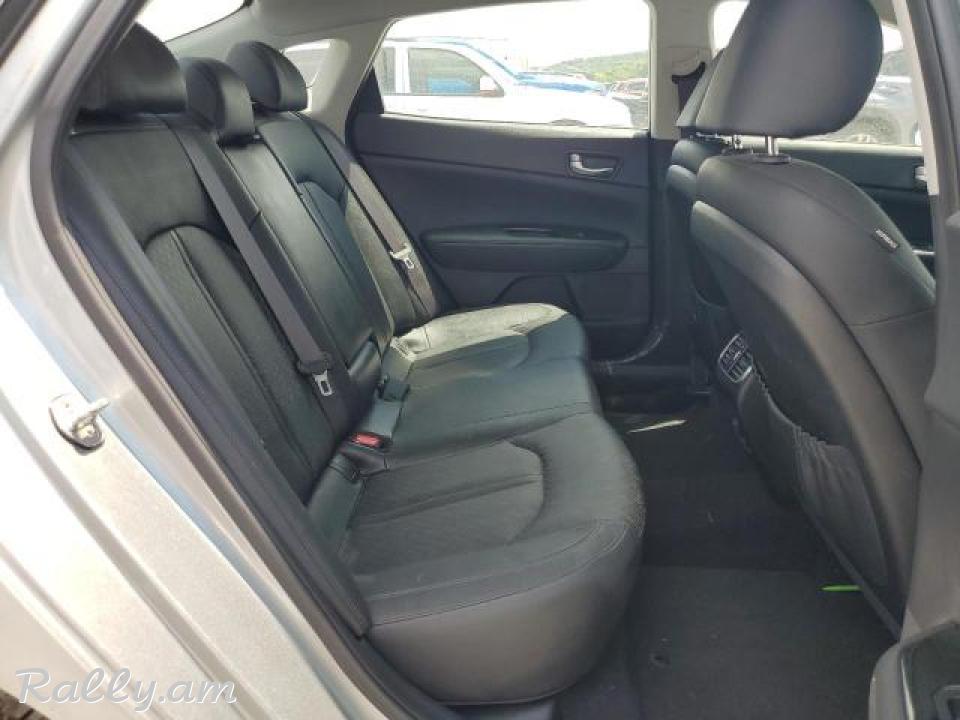 Kia Optima, 2.0 լ, հիբրիդ, 2017 թ. 