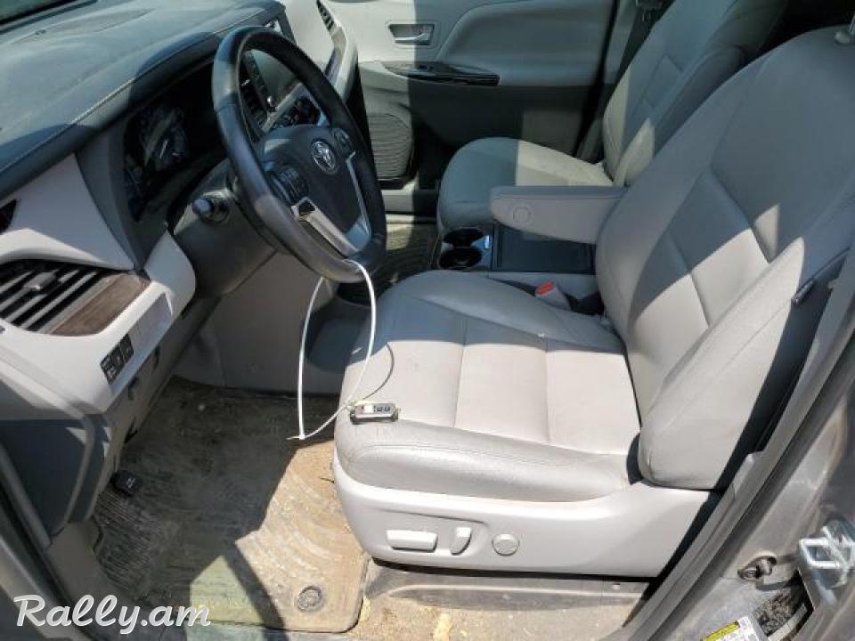 Toyota Sienna, 3.5 լ, 2017 թ.