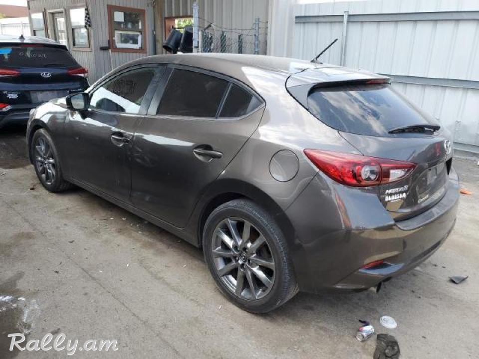 Mazda 3 հետչբեք, 2.5 լ, 2017 թ. 