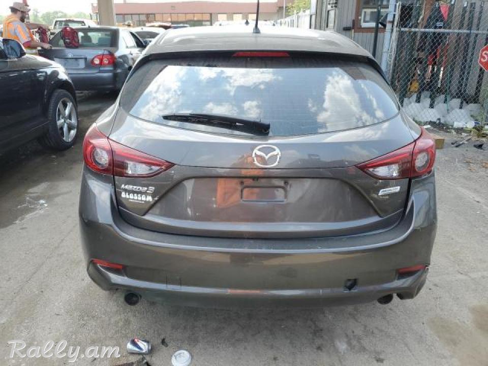 Mazda 3 հետչբեք, 2.5 լ, 2017 թ. 