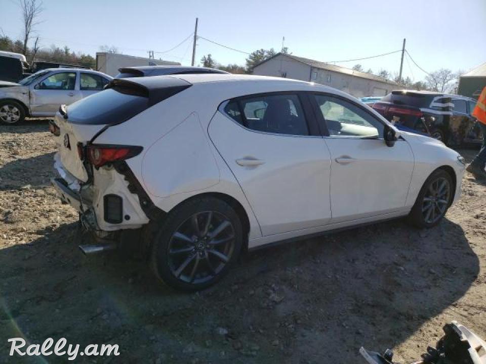 Mazda 3 հետչբեք, 2.5 լ, 2022 թ.