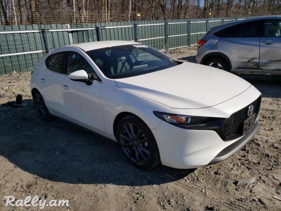 Mazda 3 հետչբեք, 2.5 լ, 2022 թ.