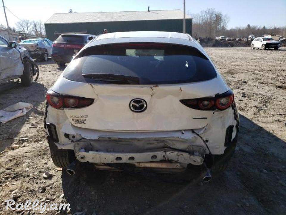 Mazda 3 հետչբեք, 2.5 լ, 2022 թ.