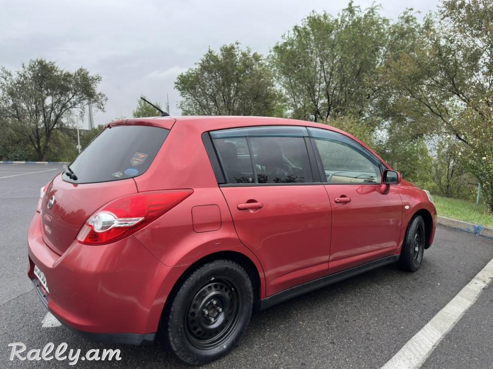 Nissan Tida 2009, 6100 USD