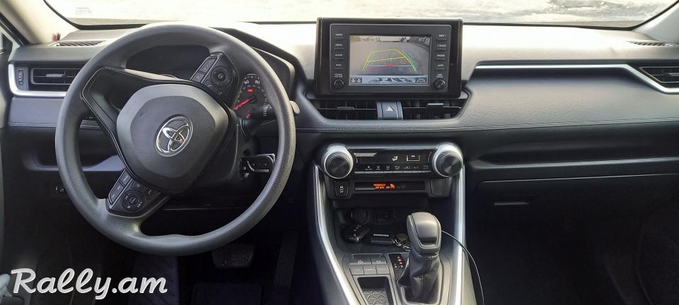 TOYOTA RAV4 XLE 2019   27500$