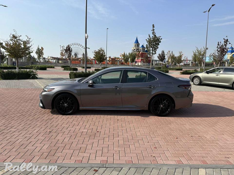 Toyota Camry 2022 SE