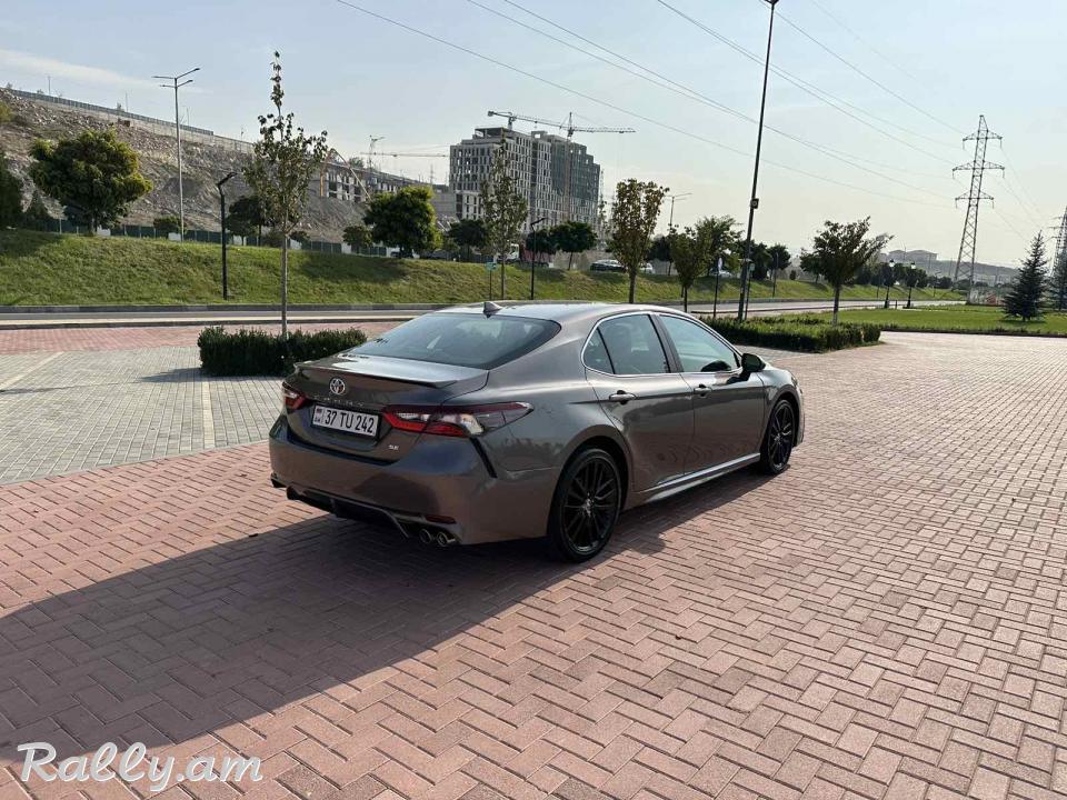 Toyota Camry 2022 SE