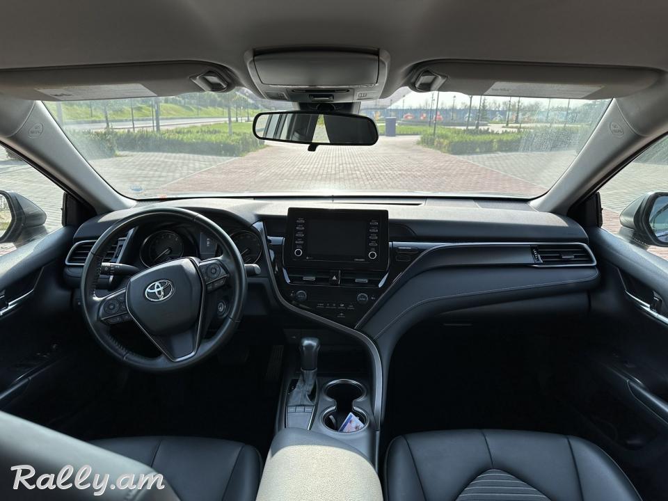 Toyota Camry 2022 SE