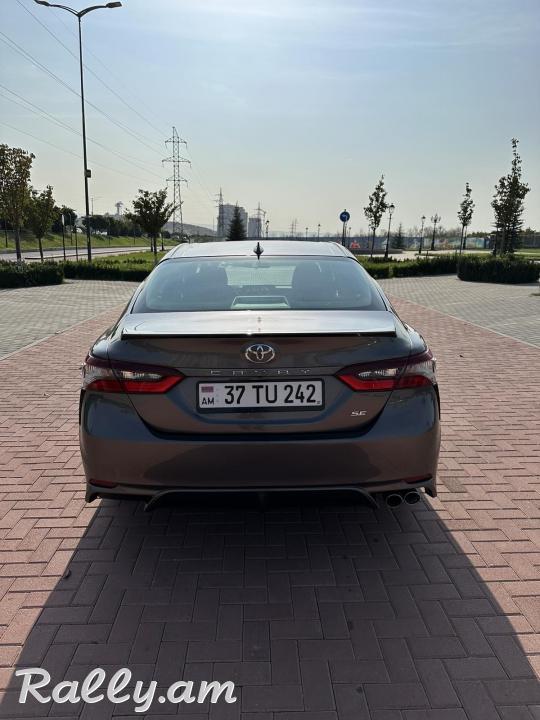 Toyota Camry 2022 SE