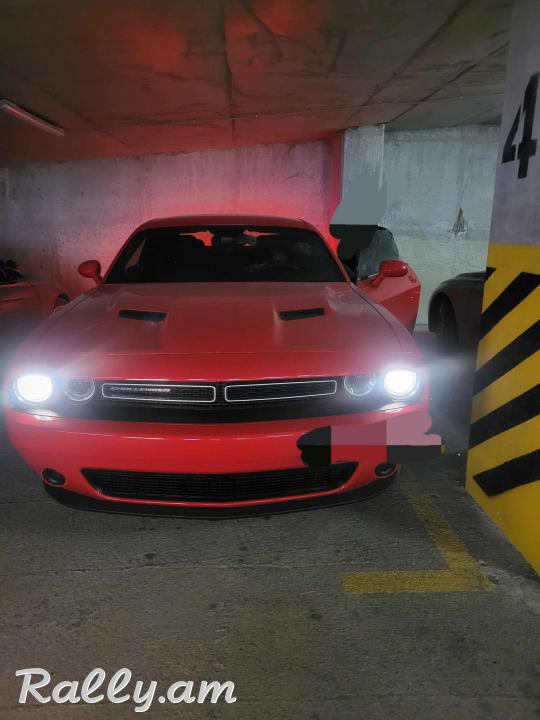 Срочно продаётся новый  американский  автомобиль 2023 года. ⏩Производство Dodge модель ,, Challenger"