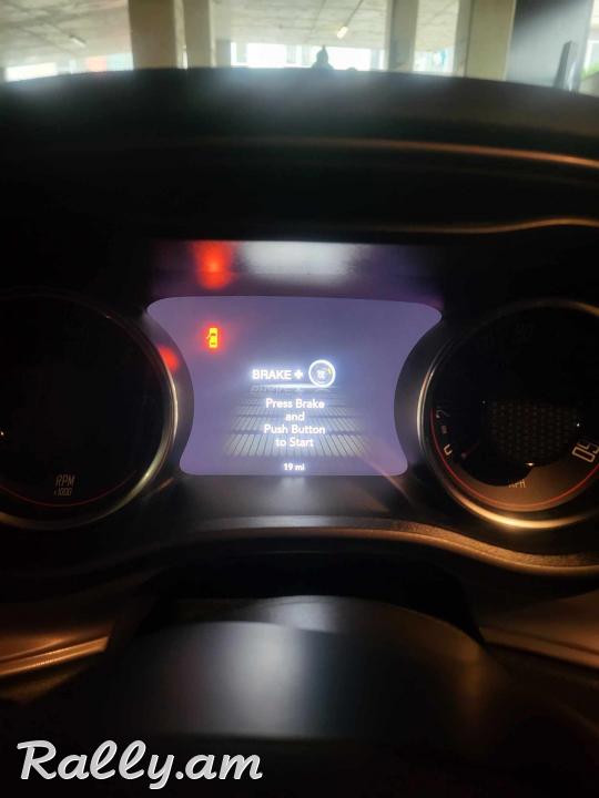 Срочно продаётся новый  американский  автомобиль 2023 года. ⏩Производство Dodge модель ,, Challenger"