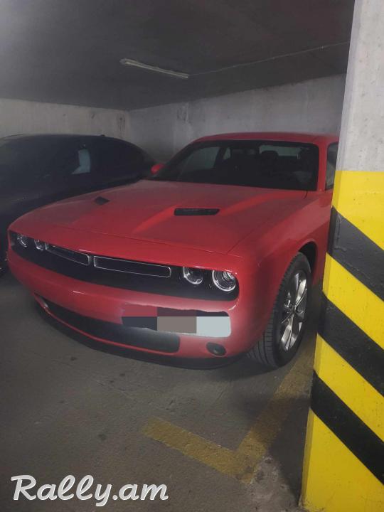 Срочно продаётся новый  американский  автомобиль 2023 года. ⏩Производство Dodge модель ,, Challenger"