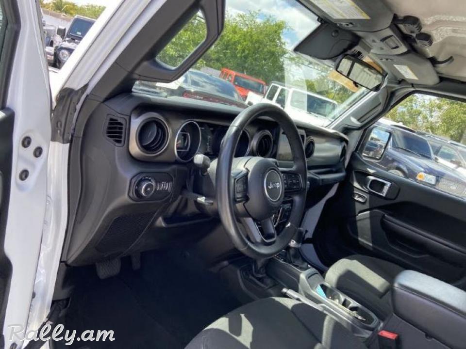   Selling My 2020 Jeep Wrangler Unlimited Sport S 4WD