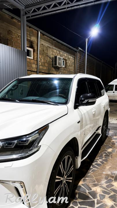 Lexus lx570