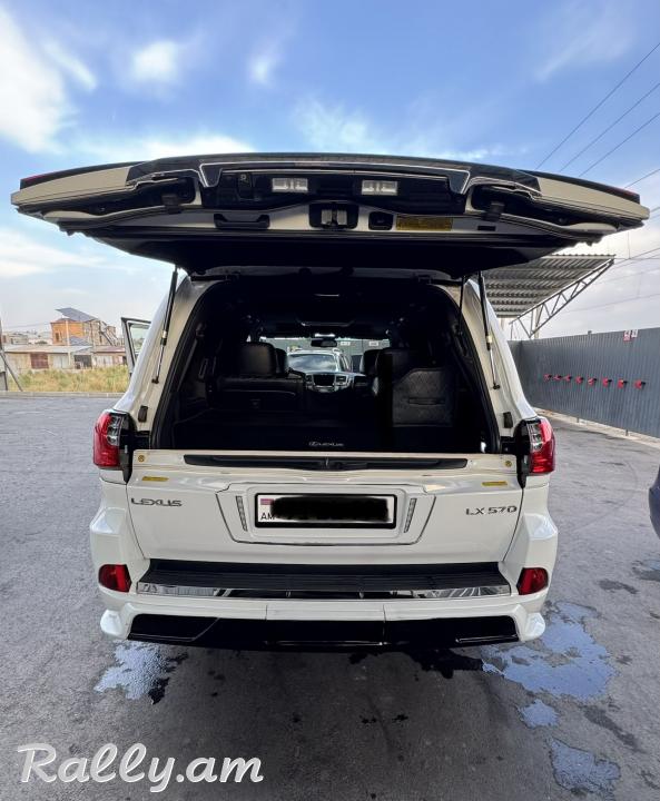 Lexus lx570
