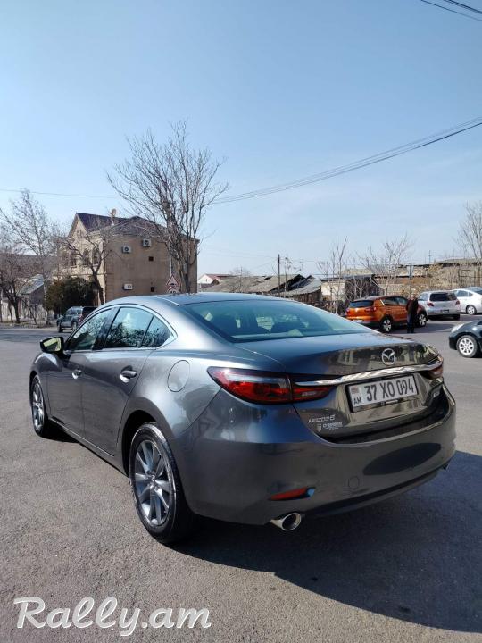 Mazda 6
