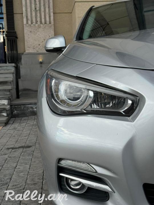 Infiniti Q50