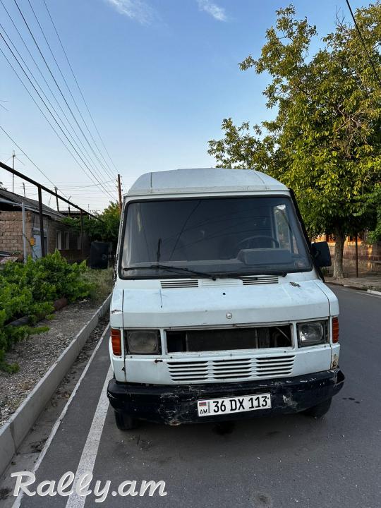 Mercedes բեռնատար 1991թ, Դիզել, մատոռ կառոբկա նորմալ վիճակում է 