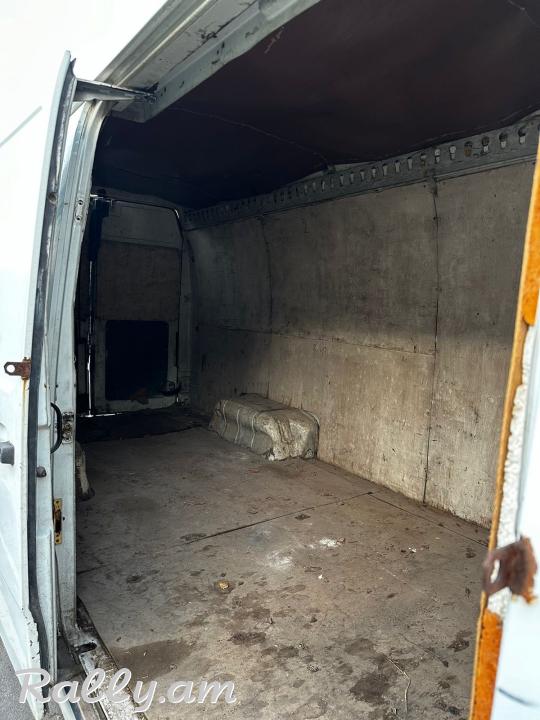 Mercedes բեռնատար 1991թ, Դիզել, մատոռ կառոբկա նորմալ վիճակում է 