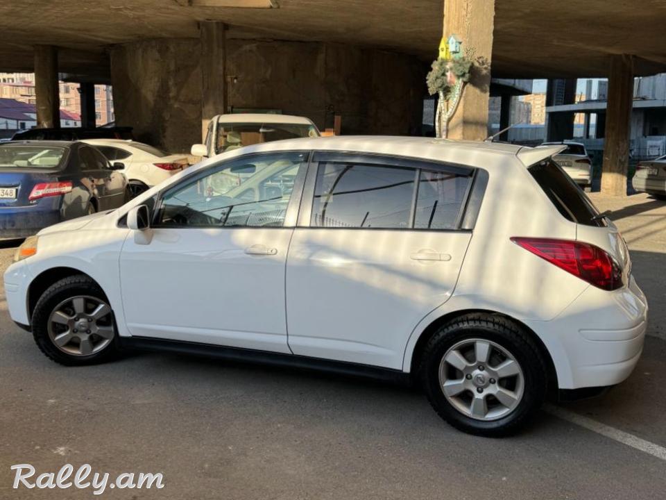 Վաճառվում է Nissan Versa 2012թ․