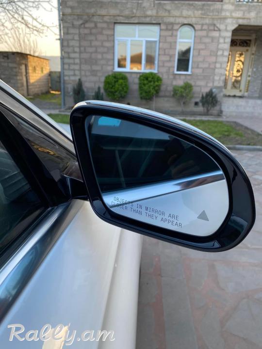 Mercedes-Benz E350 2020