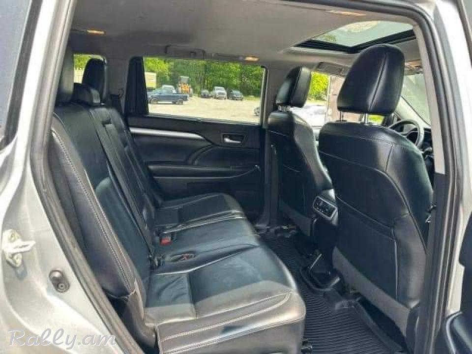 Toyota higlander